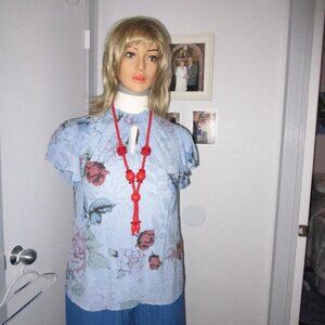 NWOT-Women's Light Blue w/Red Roses by Shein Emery Rose, 2X